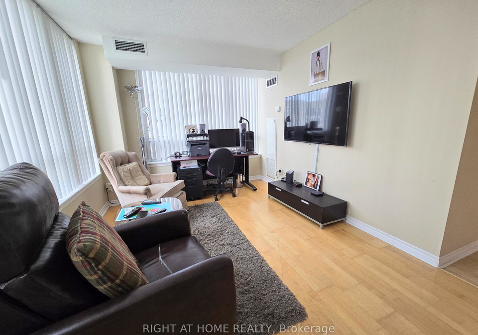 8-rean-drive-north-york-ontario-c12435706