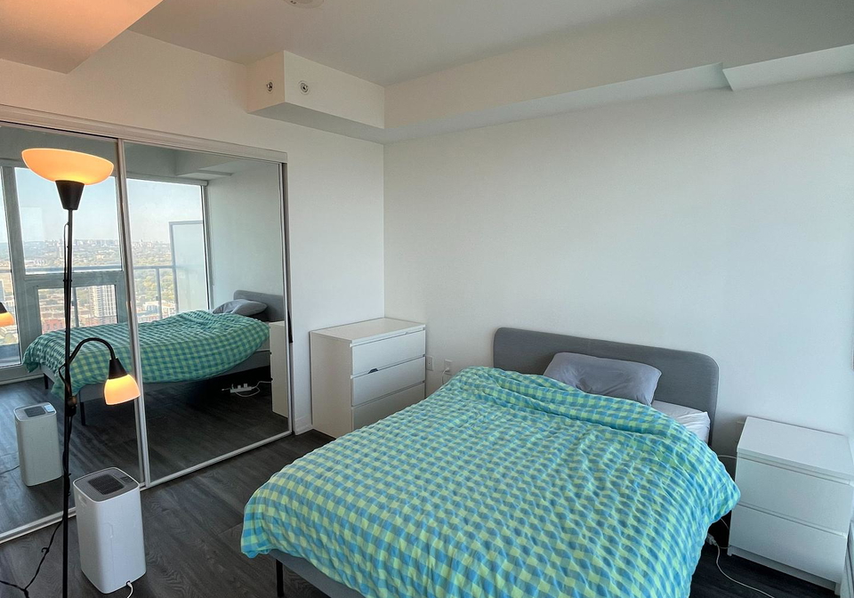 251-jarvis-street-toronto-ontario-c12435857