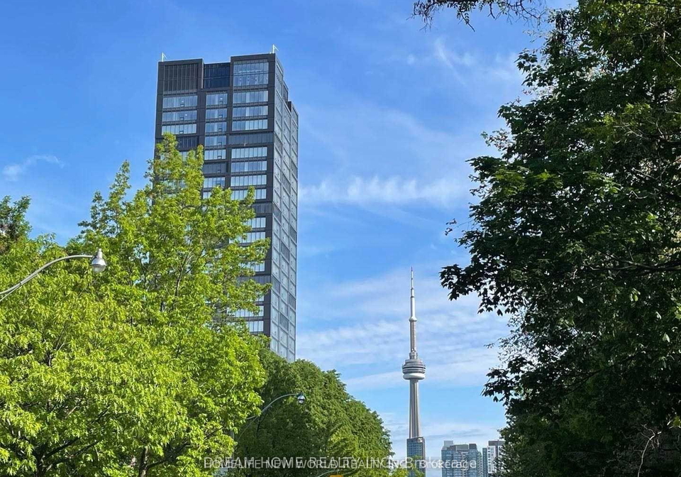 203-college-street-toronto-ontario-c12435921