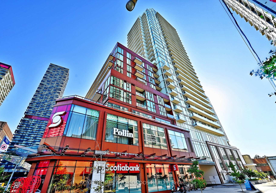 33-helendale-avenue-toronto-ontario-c12436001