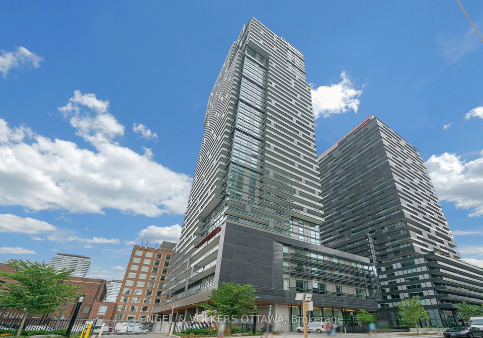 39-roehampton-avenue-toronto-ontario-c12436097