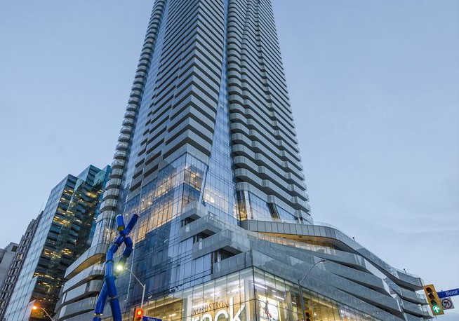 1-bloor-street-e-toronto-ontario-c12436205