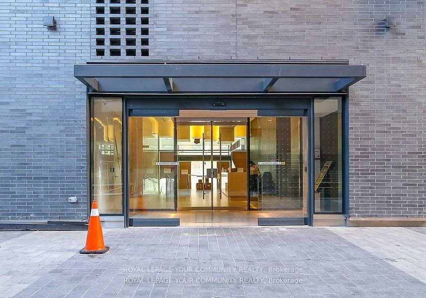 158-front-street-e-toronto-ontario-c12436297