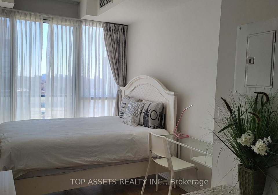 150-fariview-mall-drive-north-york-ontario-c12436601