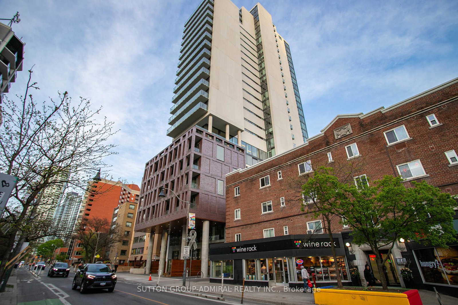 81-wellesley-street-e-toronto-ontario-c12436755