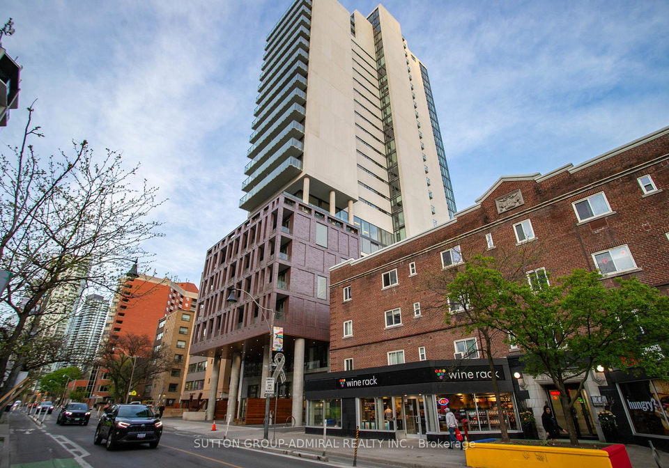 81-wellesley-street-e-toronto-ontario-c12436755