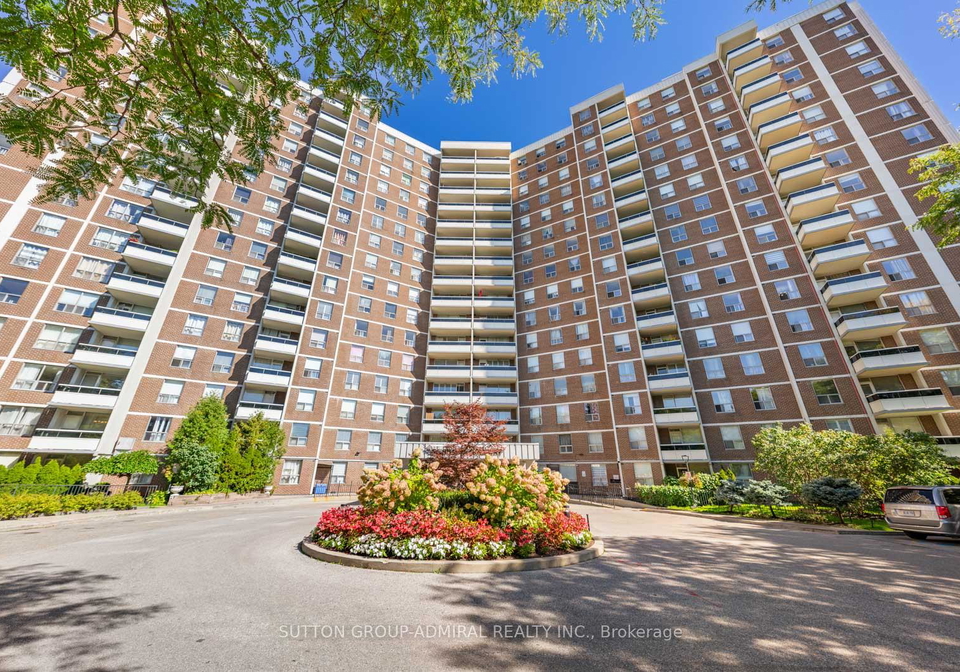 5-shady-golfway-east-york-ontario-c12436769