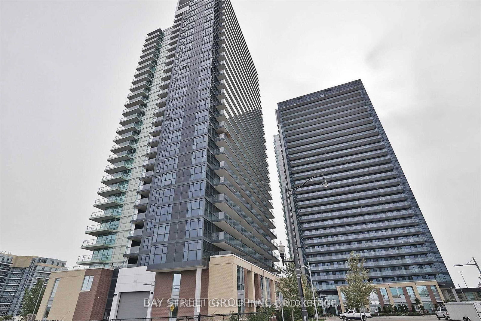 33-singer-court-north-york-ontario-c12436814