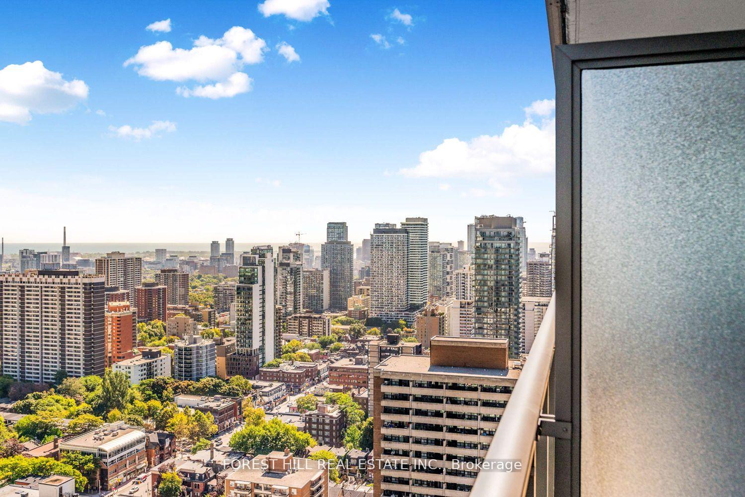 33-charles-street-e-toronto-ontario-c12437121