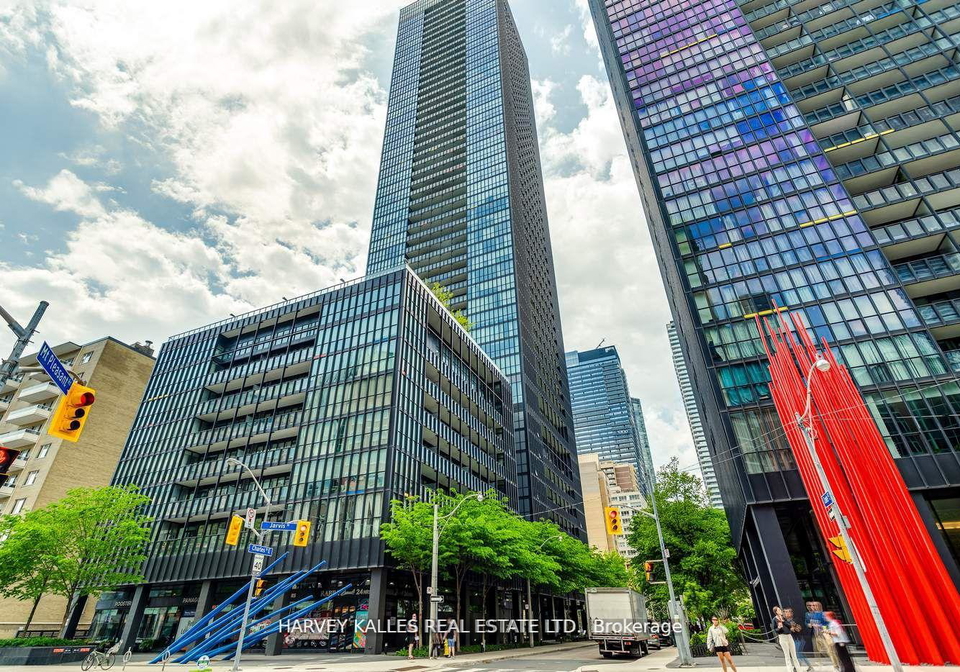 101-charles-street-e-toronto-ontario-c12437269