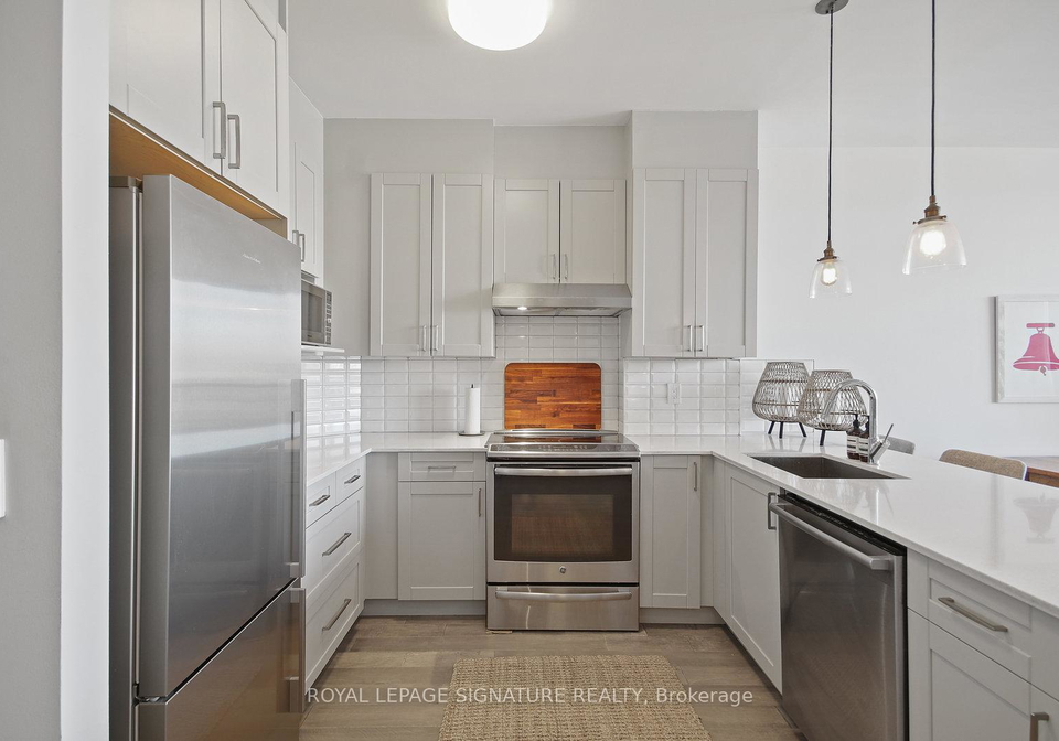 980-yonge-street-toronto-ontario-c12437291