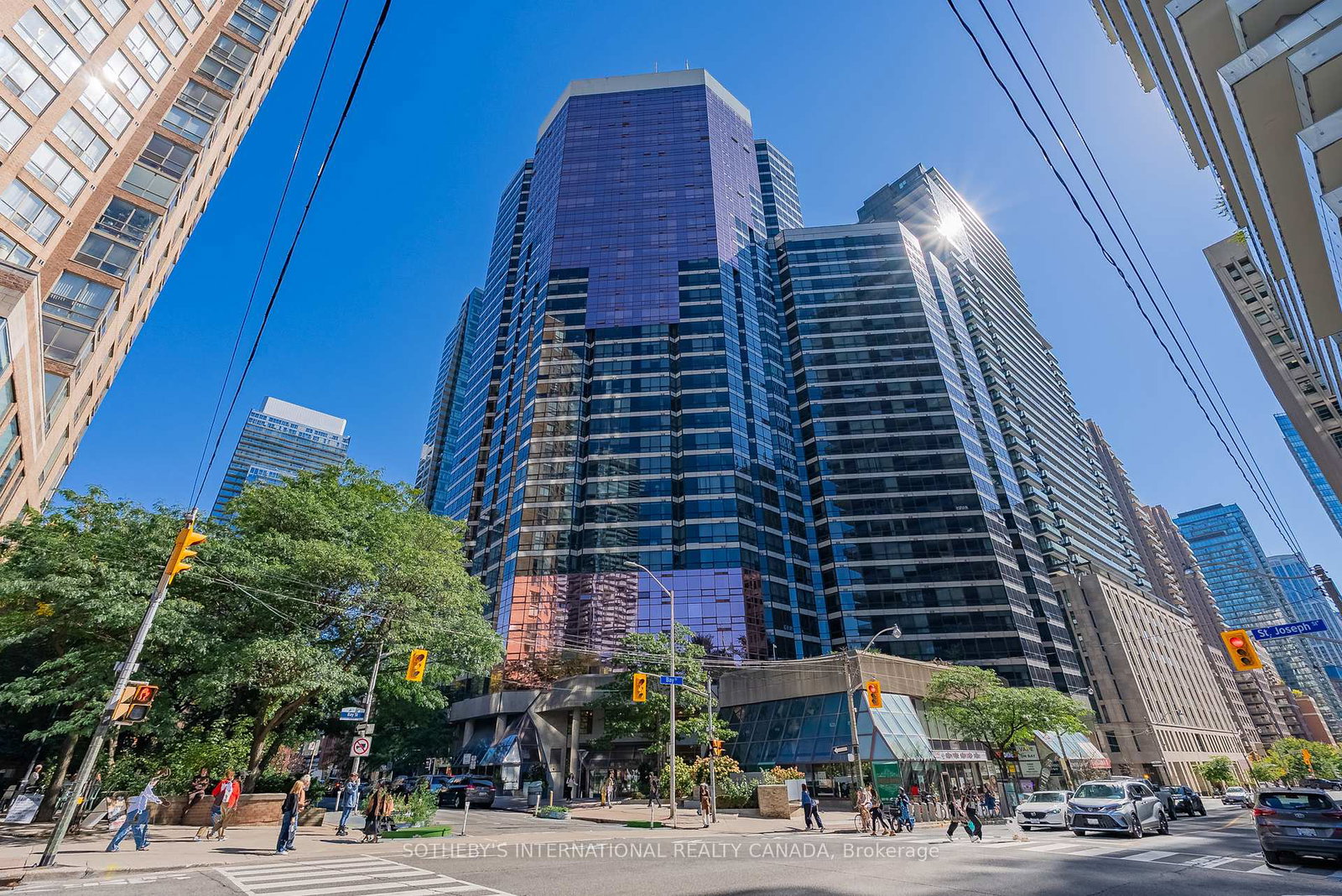 1001-bay-street-toronto-ontario-c12437300