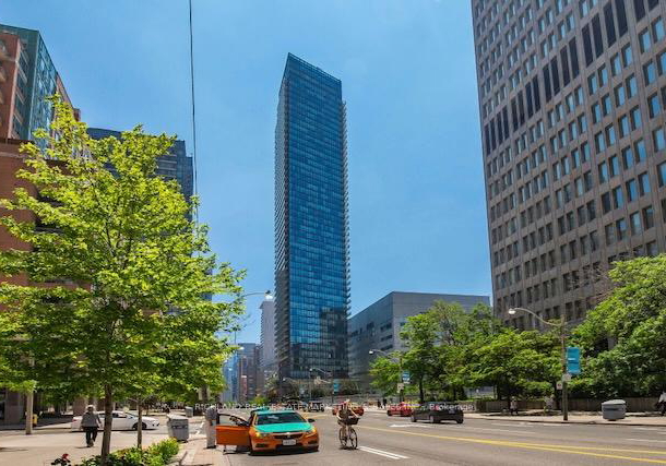 832-bay-street-toronto-ontario-c12437499