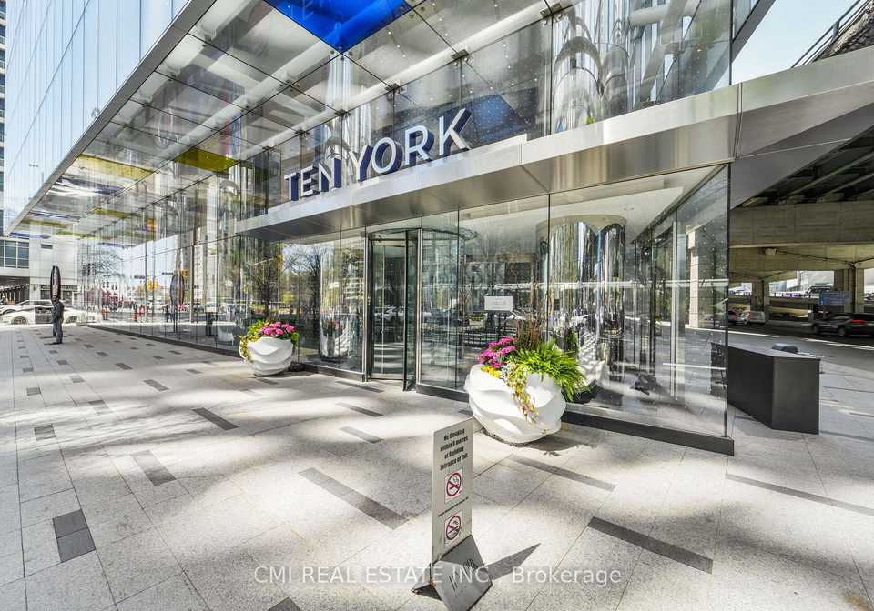 10-york-street-toronto-ontario-c12438027