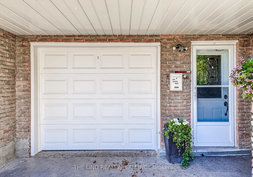 260-apache-trail-north-york-ontario-c12438074