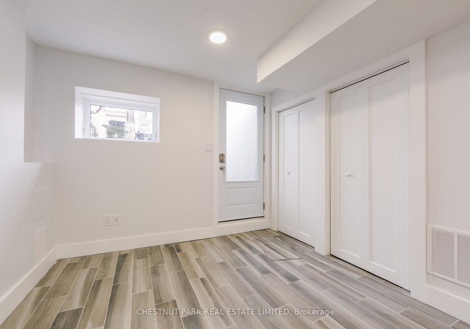 379-clarens-avenue-toronto-ontario-c12438202