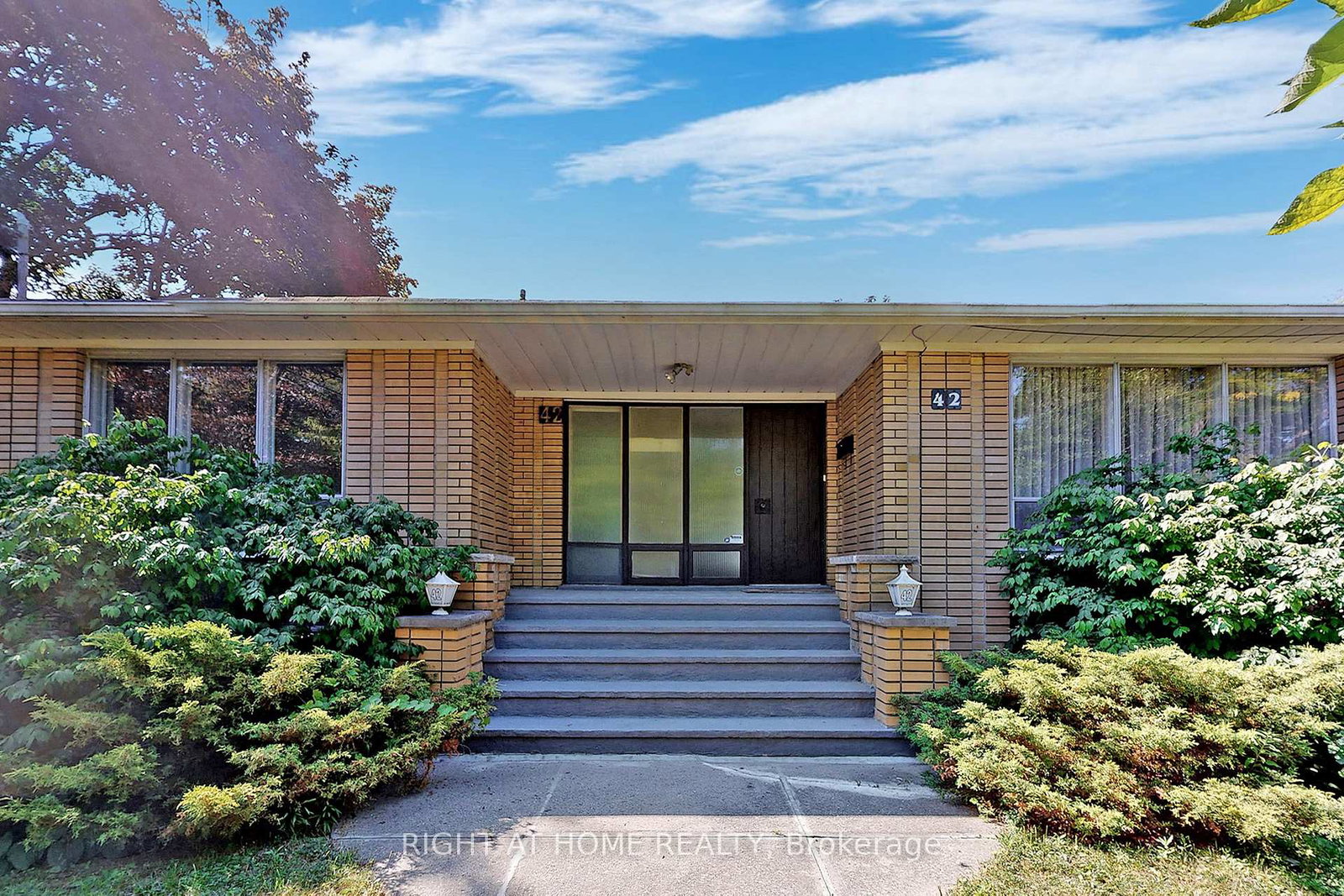 42-denmark-crescent-toronto-ontario-c12438209