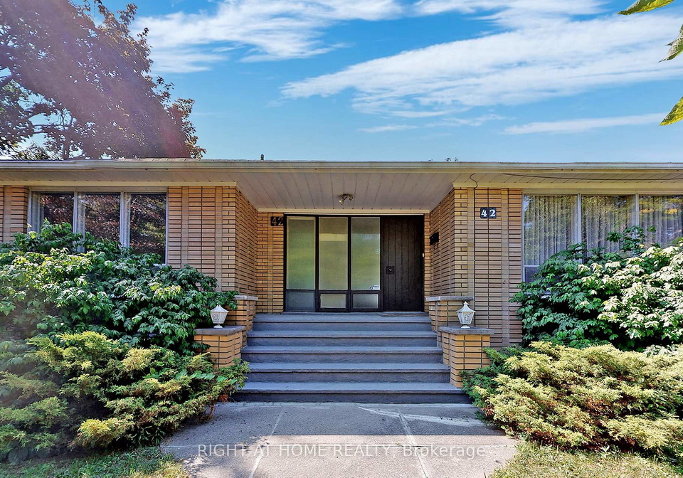 42-denmark-crescent-toronto-ontario-c12438209