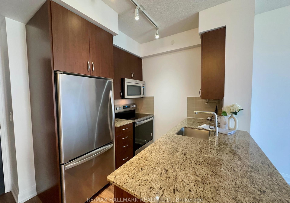 18-graydon-hall-drive-north-york-ontario-c12438225