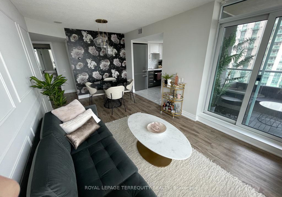 28-harrison-garden-boulevard-north-york-ontario-c12438462