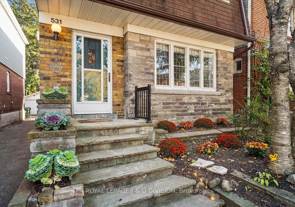 531-soudan-avenue-toronto-ontario-c12438481