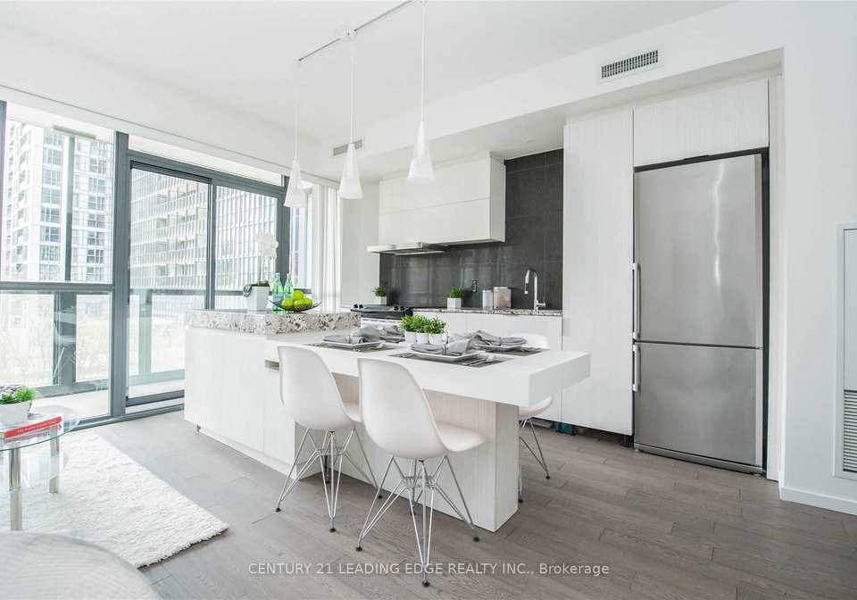 101-charles-street-e-toronto-ontario-c12438493
