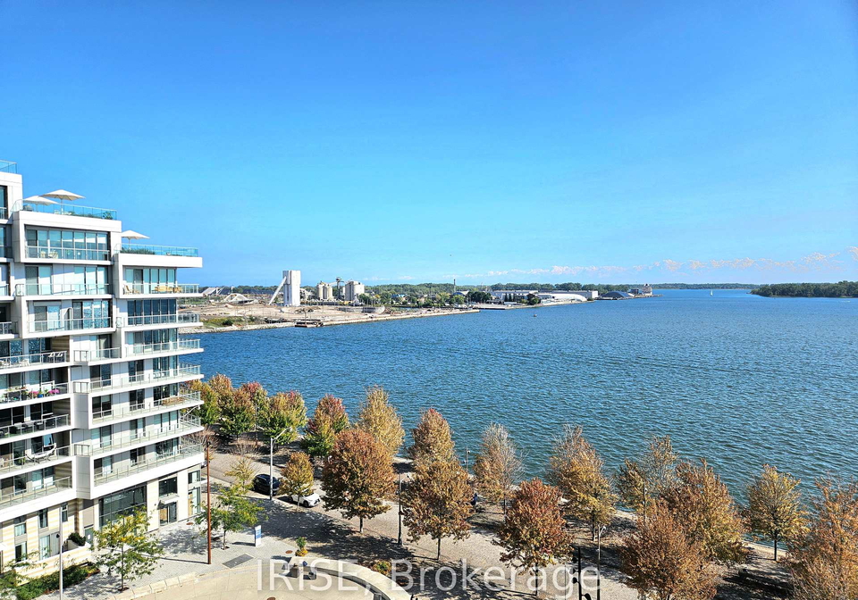 1-edgewater-drive-toronto-ontario-c12438502