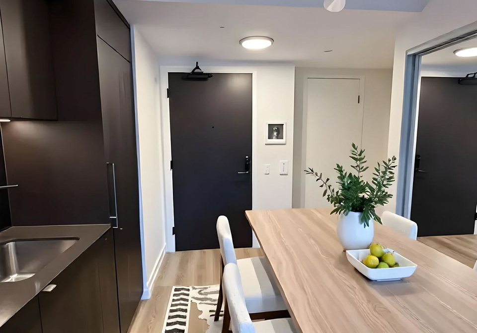 771-yonge-street-toronto-ontario-c12438543