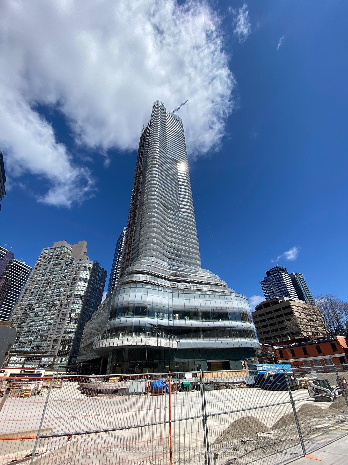 11-wellesley-street-toronto-ontario-c12438647