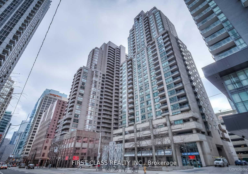 750-bay-street-toronto-ontario-c12438676