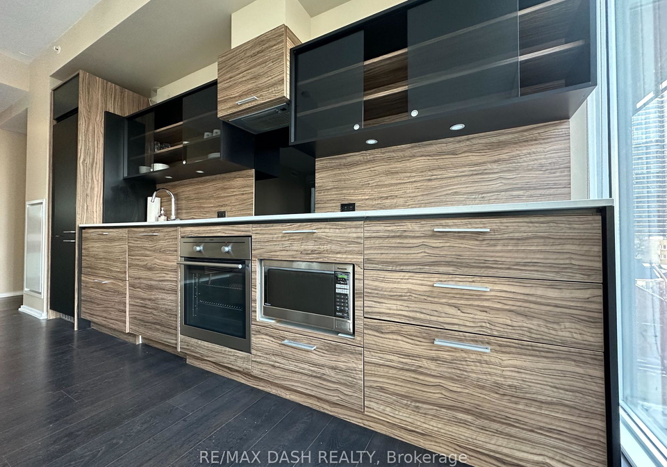 75-st-nicholas-street-toronto-ontario-c12438679