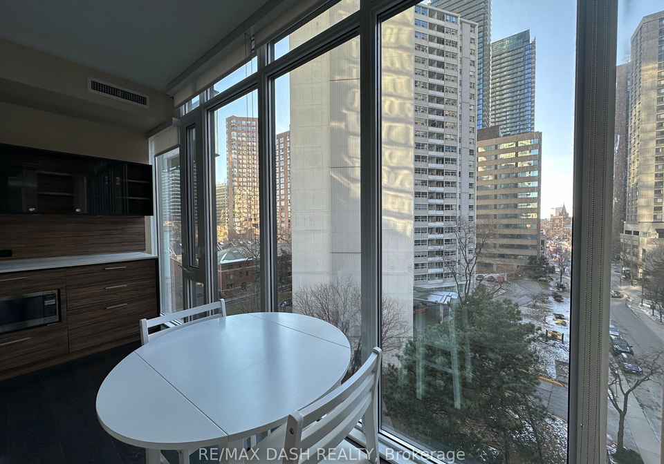 75-st-nicholas-street-toronto-ontario-c12438679