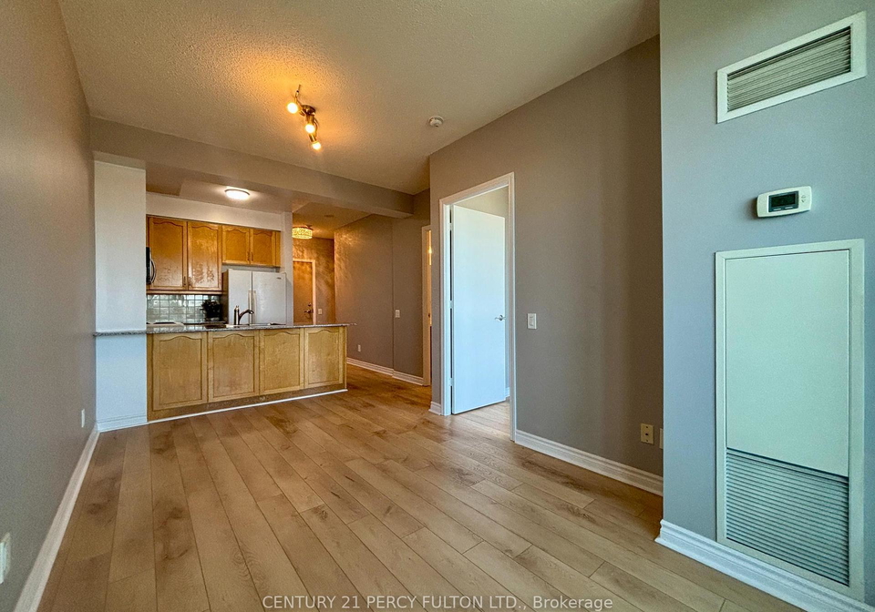 60-byng-avenue-north-york-ontario-c12438851