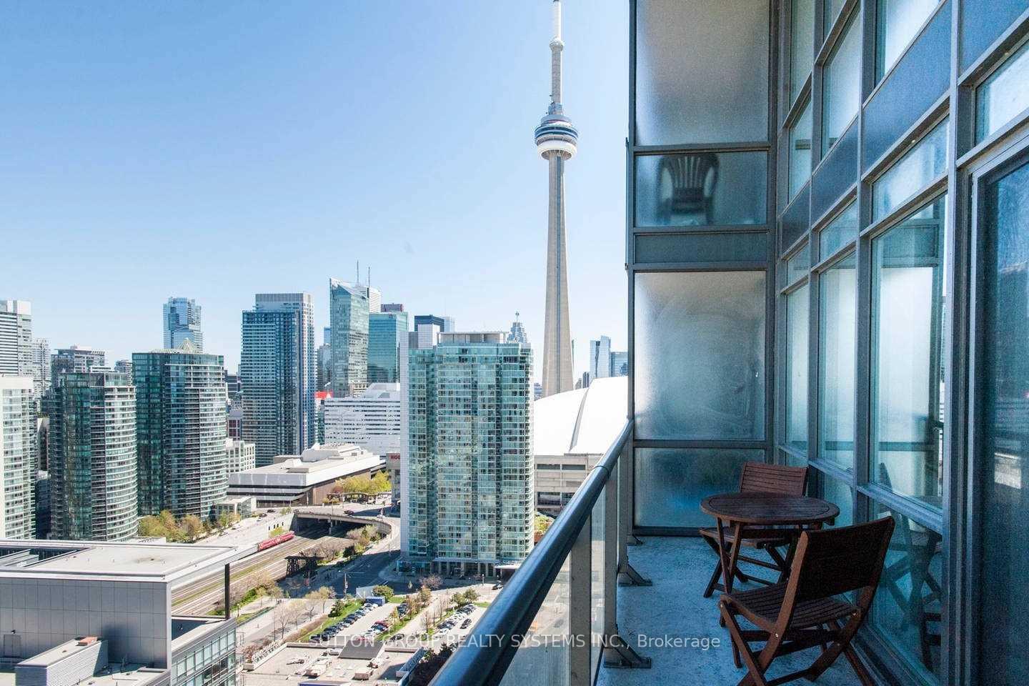 15-fort-york-boulevard-toronto-ontario-c12438950