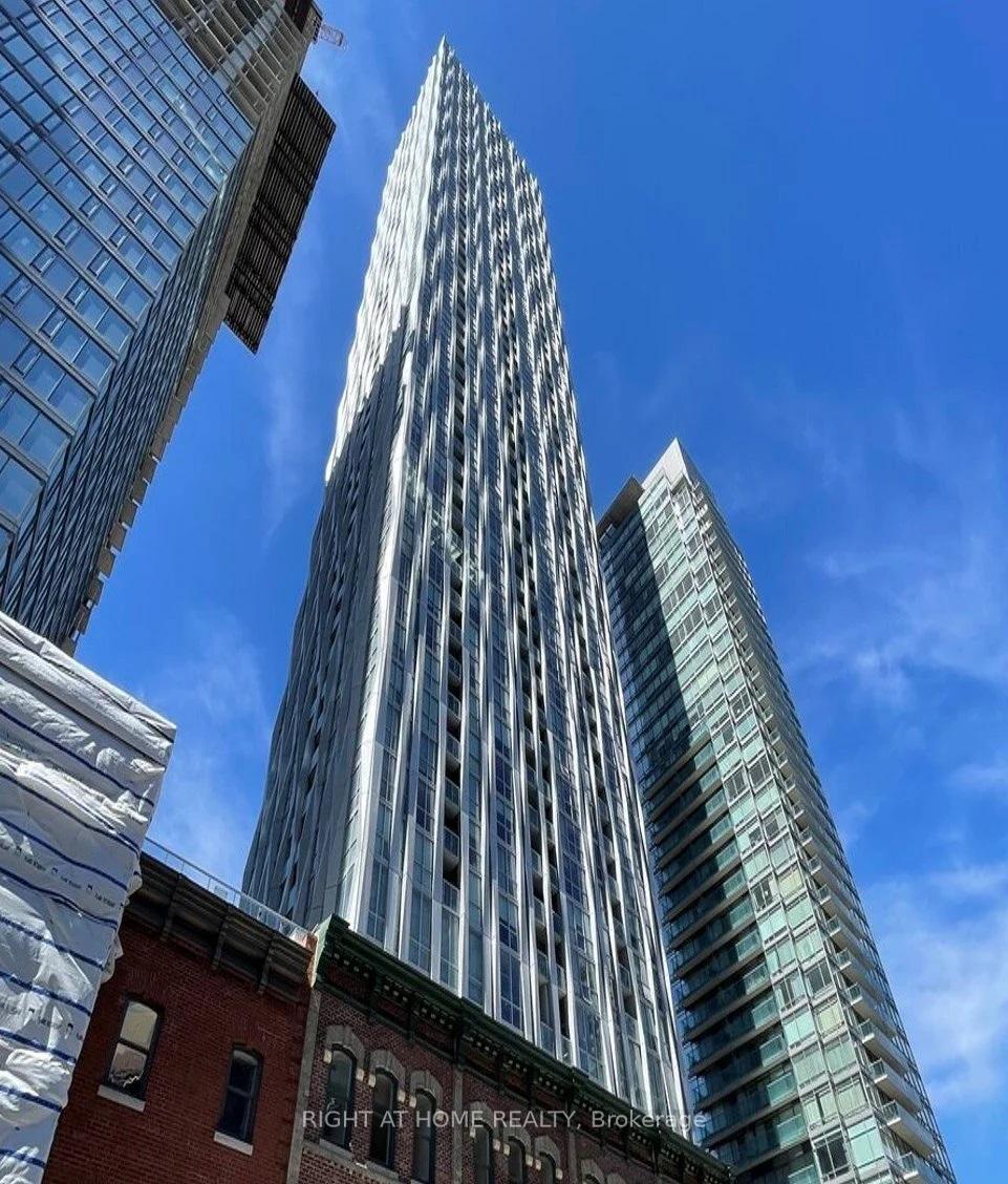 1-yorkville-avenue-toronto-ontario-c12439017