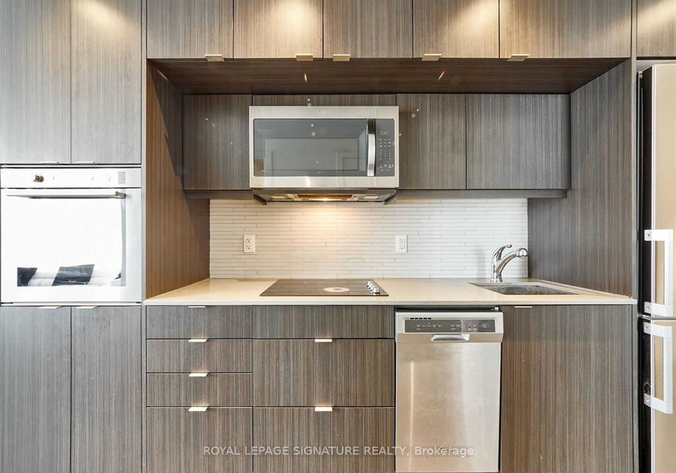 10-york-street-toronto-ontario-c12439066