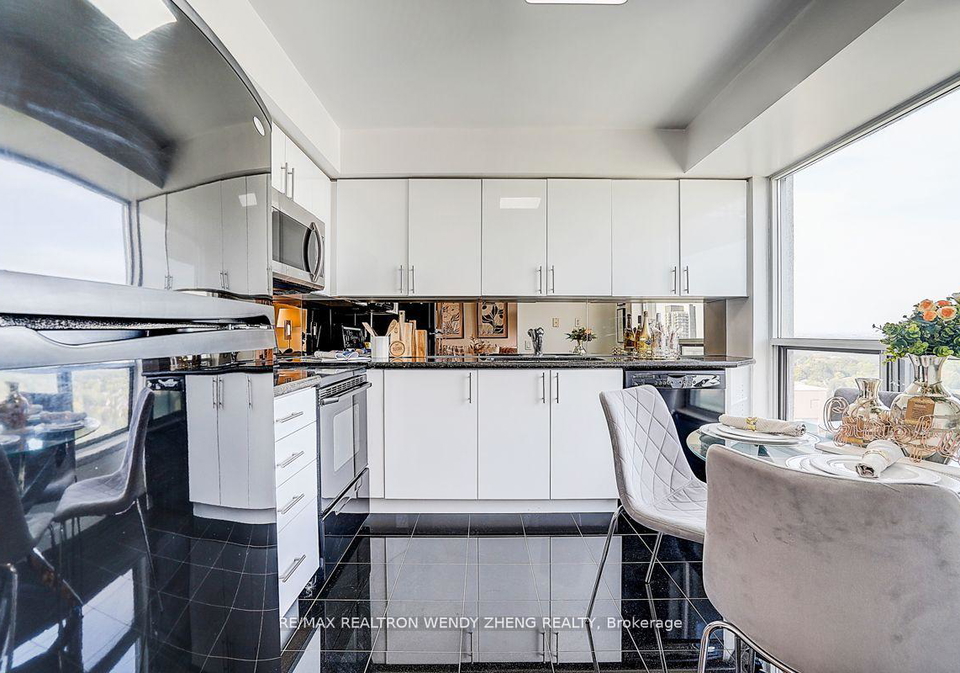 21-hillcrest-avenue-north-york-ontario-c12439289
