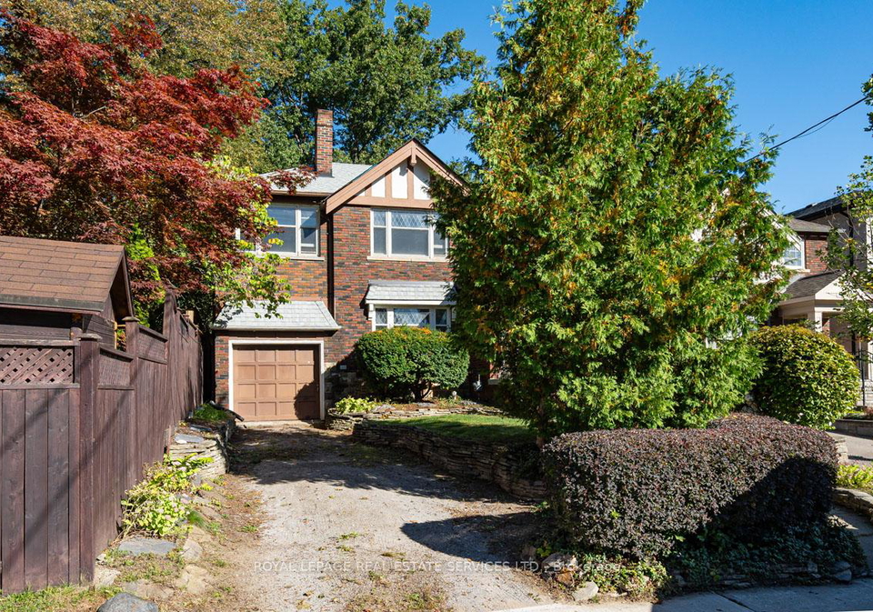 2-parklea-drive-east-york-ontario-c12439723