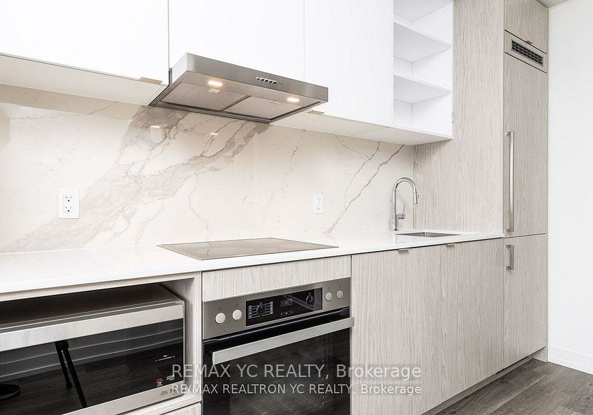 55-cooper-street-toronto-ontario-c12439752