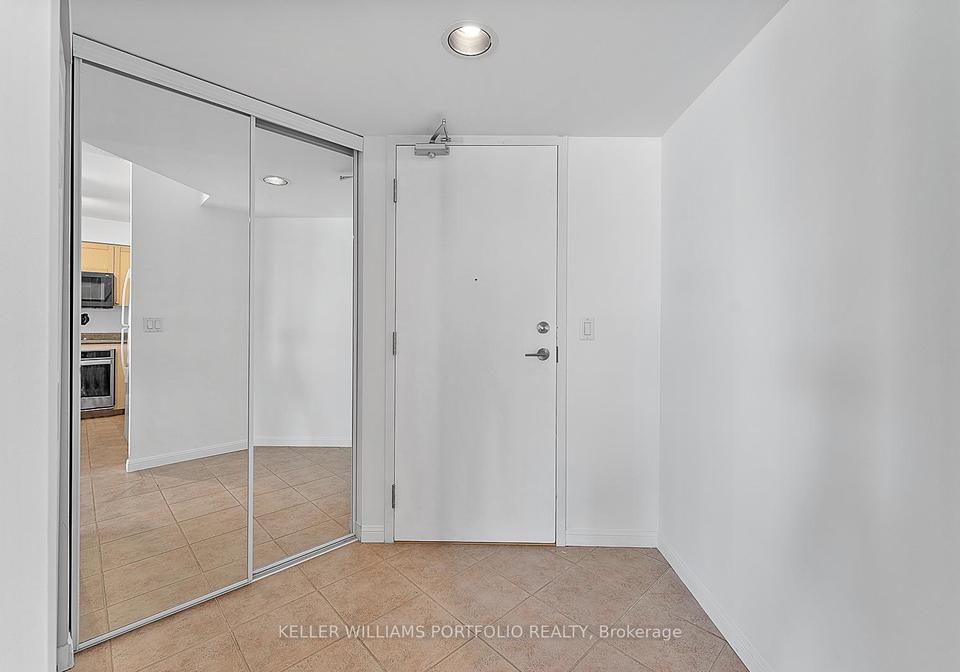 330-adelaide-street-e-toronto-ontario-c12440112