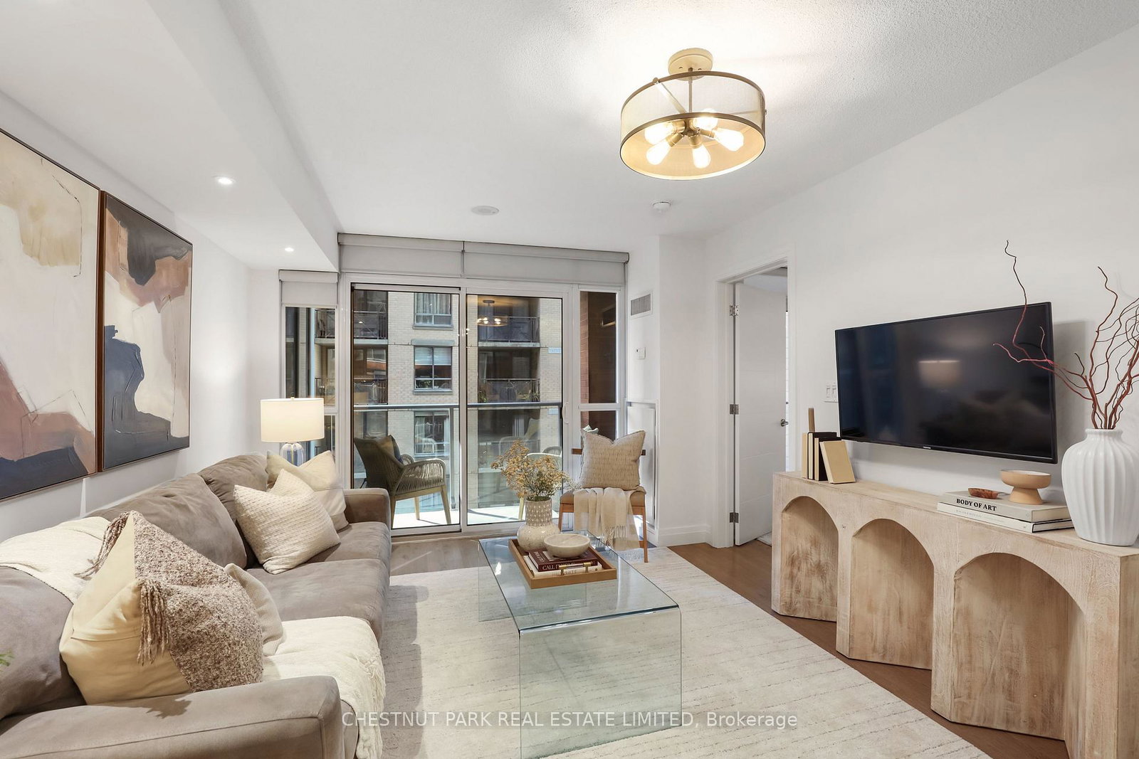 126-simcoe-street-toronto-ontario-c12440163