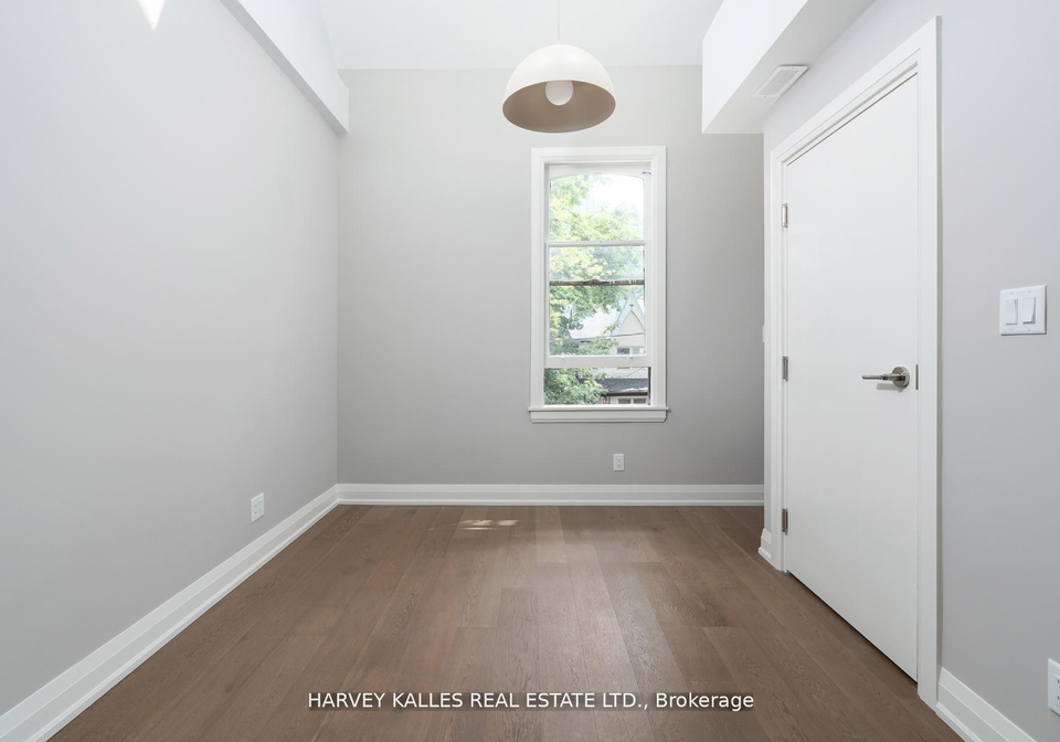 24-sullivan-street-toronto-ontario-c12440312