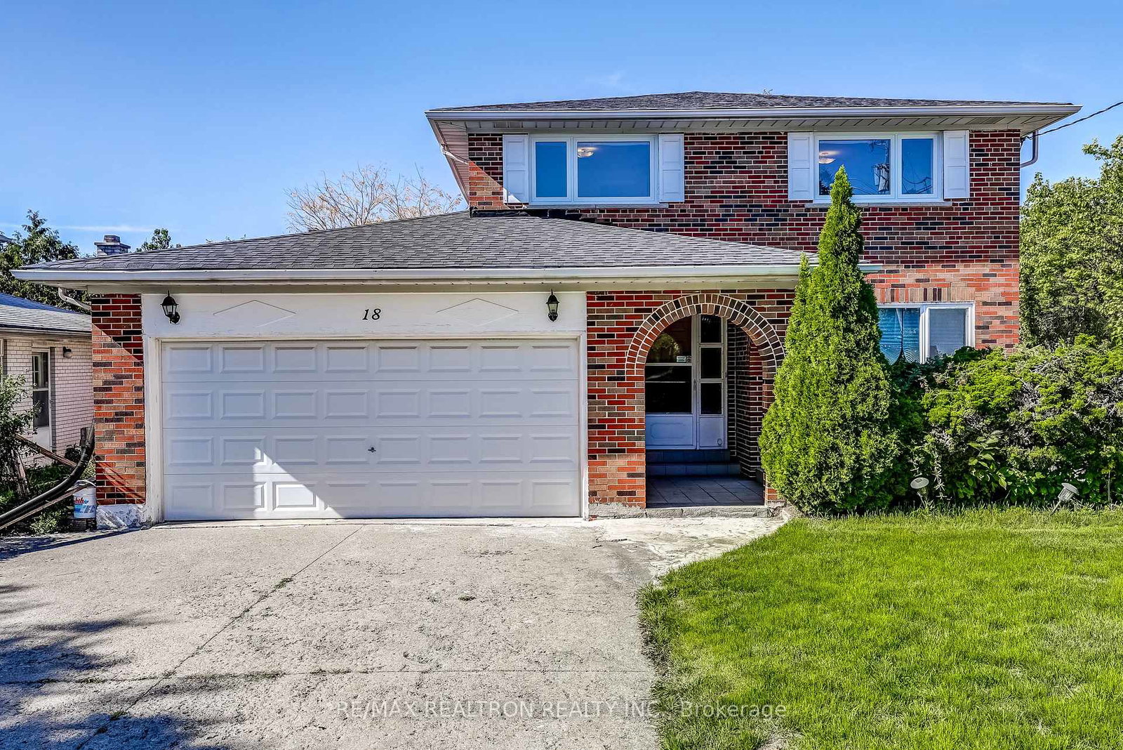 18-axsmith-crescent-north-york-ontario-c12440343