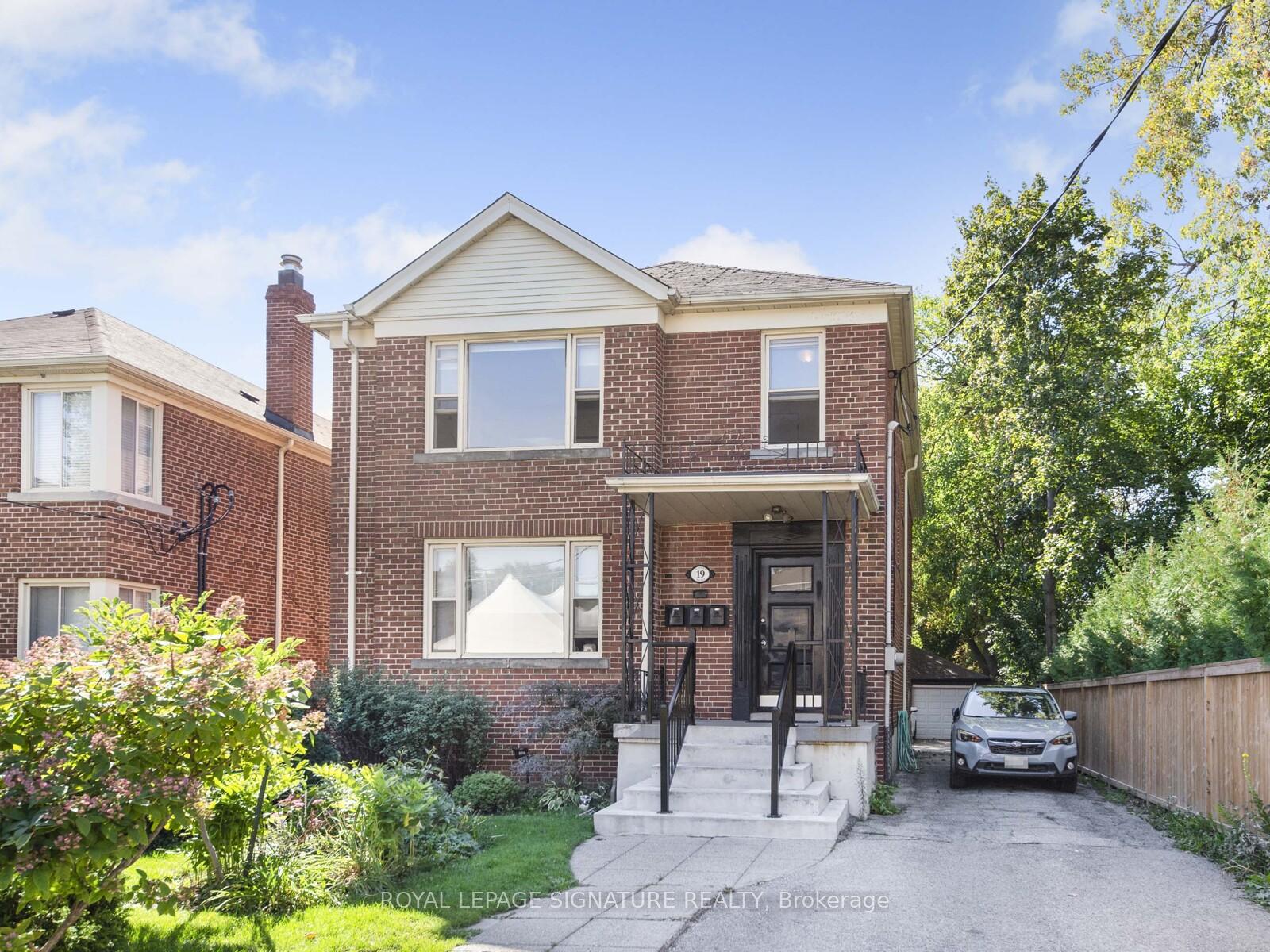 19-warwick-avenue-toronto-ontario-c12440586