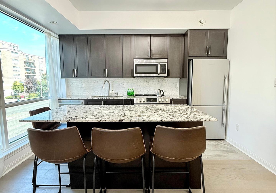 639-lawrence-avenue-w-toronto-ontario-c12440838