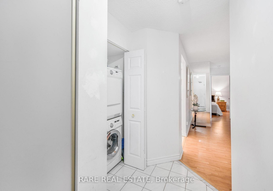40-scollard-street-toronto-ontario-c12441411