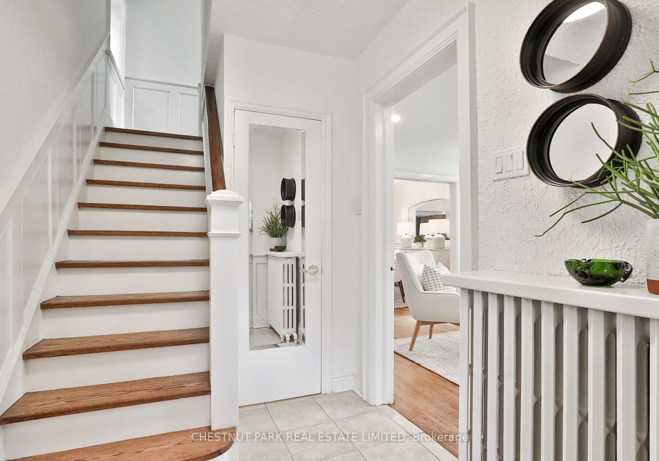 11-ardrossan-place-toronto-ontario-c12441958