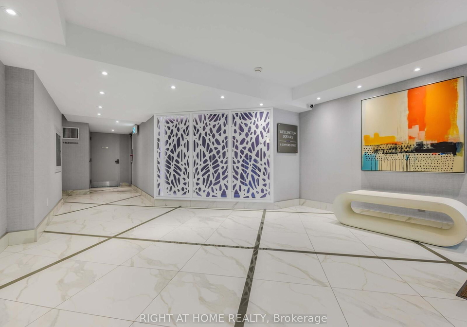 18-stafford-street-toronto-ontario-c12442045