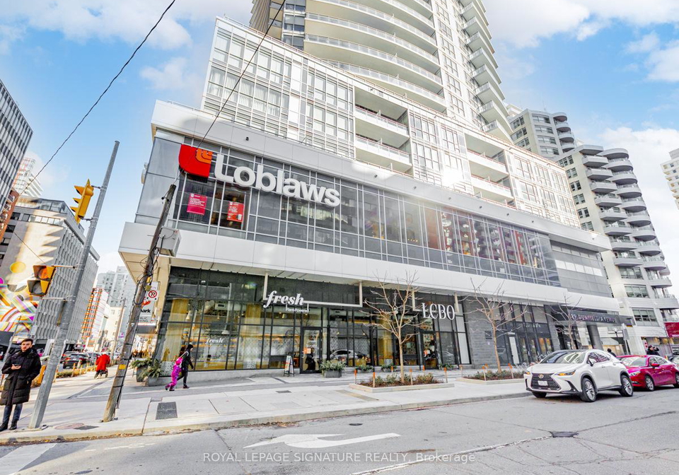 89-dunfield-avenue-toronto-ontario-c12442321