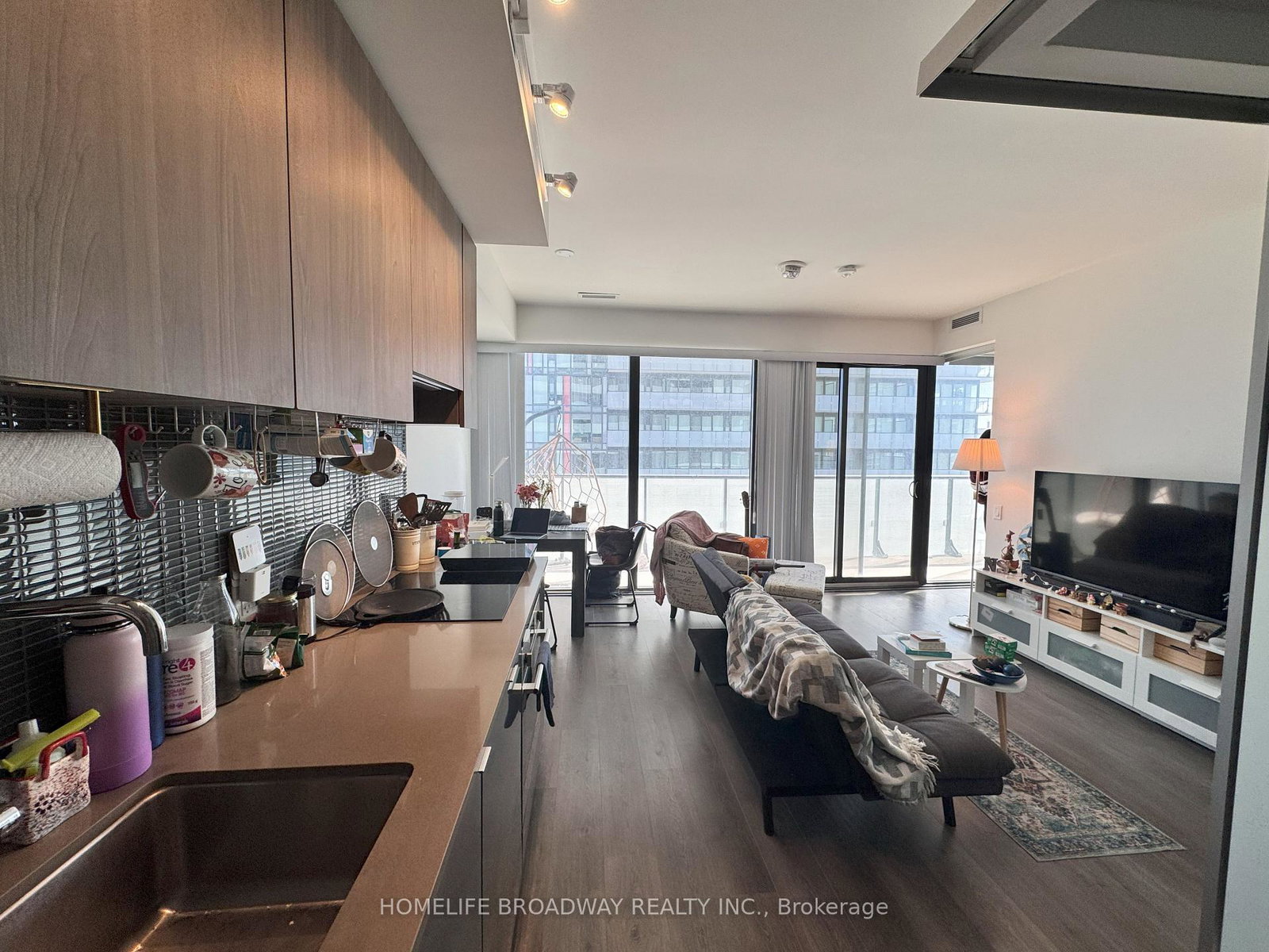 161-roehampton-avenue-toronto-ontario-c12442582